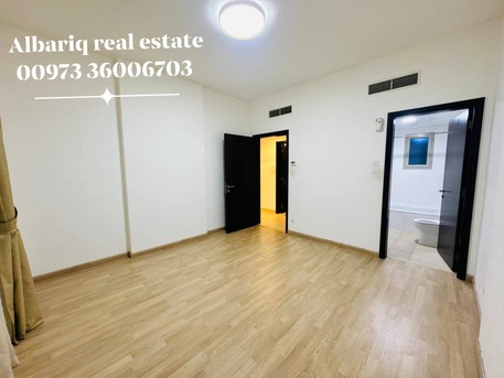 Juffair, Apartments/Houses, BHD 300/month,  2 BR,  125 Sq. Meter,  Luxury Tower 2 Bedroom Semi Furnish For Rent In Juffair