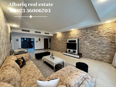 Juffair, Apartments/Houses, BHD 370/month,  Furnished,  2 BR,  140 Sq. Meter,  LUXURY 2 BEDROOM 3 BATHROOMS IN JUFFAIR
