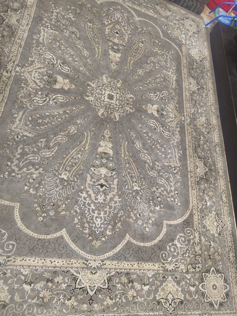 Al Malaz, Furniture, SAR 500,  Thick Carpet Big Size For Very Cheap Prize