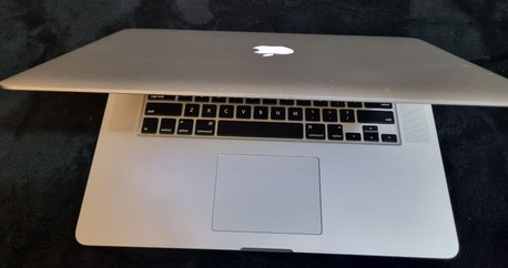 Riyadh, Computers, SAR 1599,  Big Offer Today -Retina Mac Book Pro -Intel Core I7 With 2GB Graphics Card- Big Sc