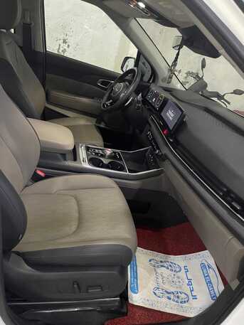 Cairo, Automotive, ايجار كيا كرنفال "القبطان" - فان العائلة الفا