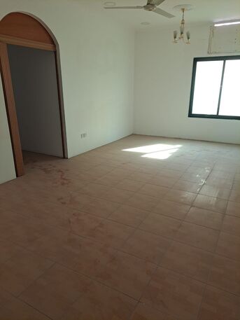 Riffa, Buildings, Commercial And Residential Flats Near Emirates Gifts In Riffa