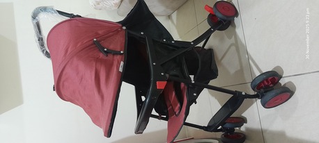 Manama, Baby & Kid Stuff, BHD 10,  Baby Stroller And First Step Baby Cot/Playpen