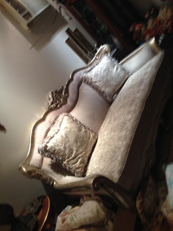 Riyadh, Appliances, SAR 300,  Decent Luxury Sofa Set