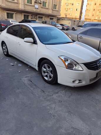 Jubail, Vehicles, Cars & Trucks , SAR 16000,  Nissan Altima SV,  2010,  Automatic,  320 KM,  Nissan Altima S2.5 4 Cylinder Fully