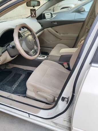 Jubail, Vehicles, Cars & Trucks , SAR 16000,  Nissan Altima SV,  2010,  Automatic,  320 KM,  Nissan Altima S2.5 4 Cylinder Fully