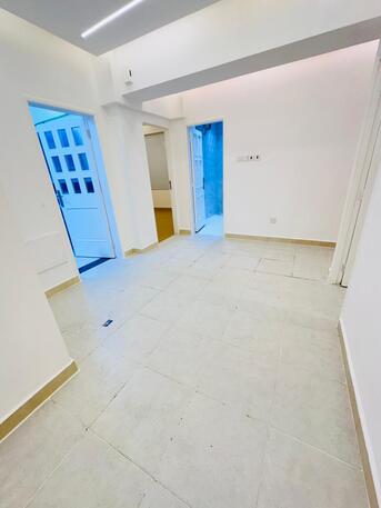 Gudaibiya, Apartments/Houses, BHD 280/month,  3 BR,  Flat For Rent In Gudaibiya Near Al Jazira With EWA