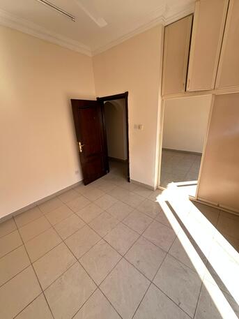 Gudaibiya, Apartments/Houses, BHD 210/month,  2 BR,  Flat For Rent In Gudaibiya With EWA Nearby Octave