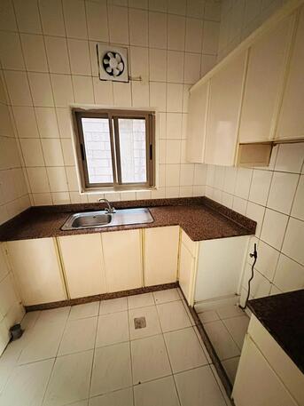 Gudaibiya, Apartments/Houses, BHD 210/month,  2 BR,  Flat For Rent In Gudaibiya With EWA Nearby Octave