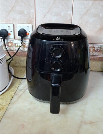 Riyadh, Household Items, SAR 100,  Sale Sofa, Bunker Bed, Bed, Manual Scooter, Office Chair, Grill