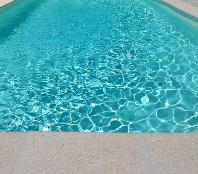 Kuwait City, Apartments/Houses, KWD 1000/month,  5 BR,  Private Swimming Pool! Villa In Funaitees. 5 Bedrooms