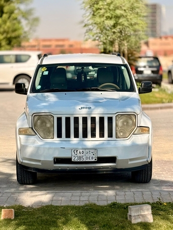 Riyadh, Vehicles, Cars & Trucks , SAR 15000,  Jeep Liberty,  2012,  Automatic,  350000 KM,   Cherokee