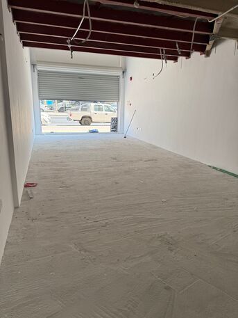 Manama, Shops, BHD 800,  Shop For Rent 1 Shutter With Mezzanine Floor. 1Bath  Main Rood Side. In -(((zing)))