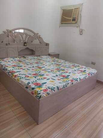 Jeddah, Furniture, WANT TO SALE A BED SET