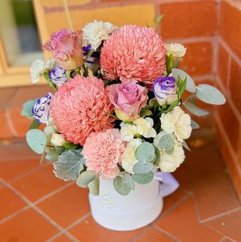 Melbourne, Farm & Garden, AUD 108,  Florist Balwyn North, Flower Delivery Balwyn, Flowers Online