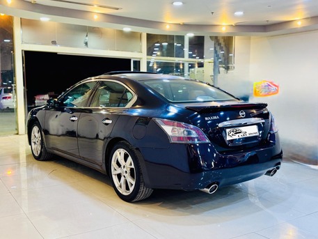 Manama, Vehicles, Cars & Trucks , BHD 1,  Nissan Maxima,  2012,  169000 KM,  Sunroof - Push Button Start - Clean