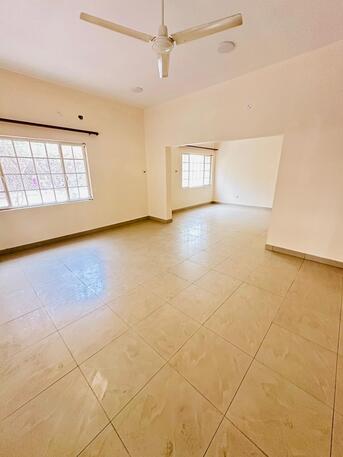 Segaya, Apartments/Houses, BHD 550/month,  3 BR,  Flat For Rent In Segaya Near Max Store