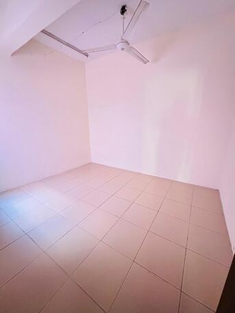 Gudaibiya, Apartments/Houses, BHD 140/month,  2 BR,  Flat For Rent In Gudaibiya Without EWA Nearby Bahrain Pride