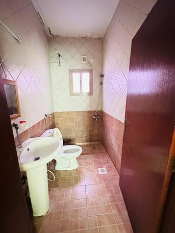 Gudaibiya, Apartments/Houses, BHD 140/month,  2 BR,  Flat For Rent In Gudaibiya Without EWA Nearby Bahrain Pride