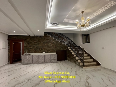 Mubarak Al-Kabeer, Villas, KWD 1100,  200 Sq. Meter,  Luxurious 4 Bedroom Duplex With Garden In Masayeel.