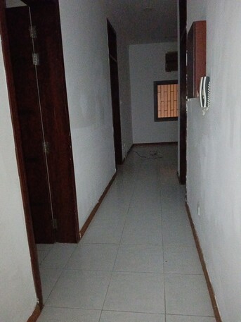 Salmaniya, Apartments/Houses, BHD 170/month,  2 BR,  2 Bedroom Unfurnished Flat For Rent Without Ewa