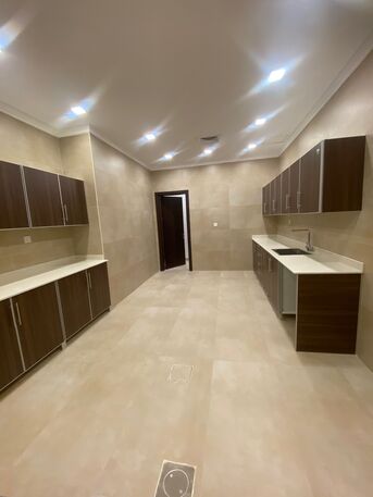 Kuwait City, Apartments/Houses, KWD 1250/month,  6 BR,  For Rent: Six-bedroom Basement Apartment In Abu Fatira