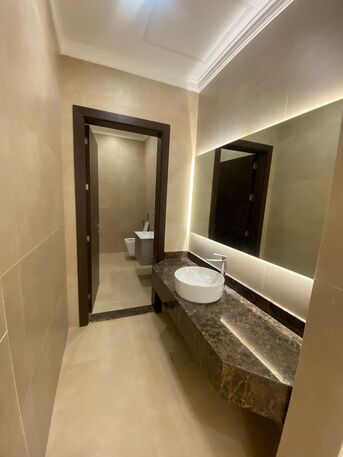 Kuwait City, Apartments/Houses, KWD 1250/month,  6 BR,  For Rent: Six-bedroom Basement Apartment In Abu Fatira