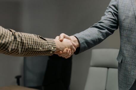 Manama, Business Partners, Looking For Dentists, Orthodontist, And Dermatologists, As Working Partners,on Salary Plus