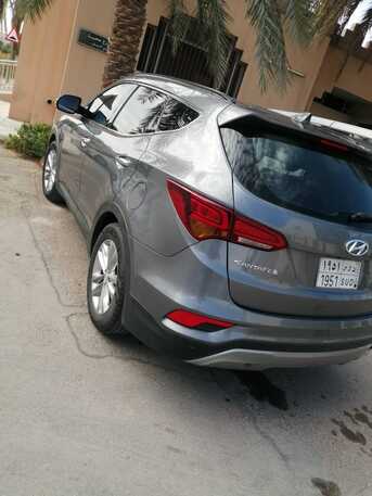 Riyadh, Vehicles, Cars & Trucks , SAR 43000,  Hyundai Santafy,  2016,  Automatic,  300 KM,  Selling