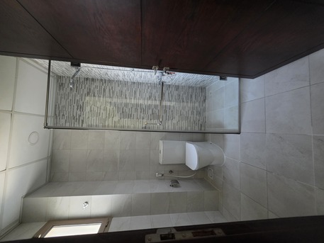 Mahooz, Apartments/Houses, BHD 350/month,  3 BR,  @3BATHROOM Hall Kitchen Without Electricity Car Parking