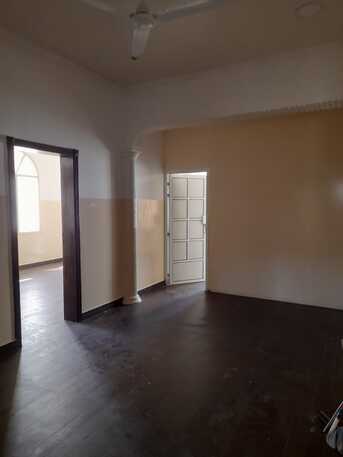 Muharraq, Apartments, Flats, Houses & Villas, BHD 180/month,  3 BR,  140 Sq. Meter,  3 Bedrooms Apartment In Muharraq For Rent BD 250 With EWA (No Limit) Or 180 Without EWA