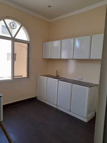 Muharraq, Apartments, Flats, Houses & Villas, BHD 180/month,  3 BR,  140 Sq. Meter,  3 Bedrooms Apartment In Muharraq For Rent BD 250 With EWA (No Limit) Or 180 Without EWA
