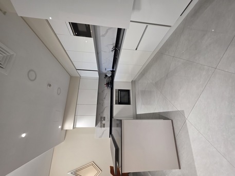 Juffair, Apartments/Houses, BHD 400/month,  1 BR,  ATHROOM Hall Kitchen Open Fully Furnished With Electricity Car Parking