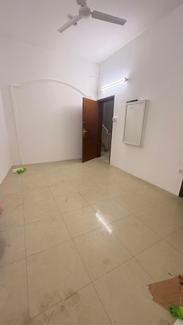 Hoora, Apartments/Houses, BHD 190,  2 BR,  1Bath,Ewa,semi Furnished Spacious Flat 4 Rent N Hoora@ALL INCLUSIVE, 33112437