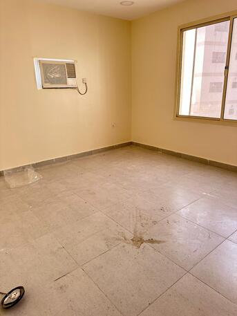 Gudaibiya, Apartments/Houses, BHD 210/month,  2 BR,  Flat For Rent In Gudaibiya With EWA Nearby Octave