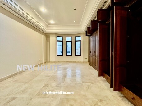 Kuwait City, Apartments/Houses, KWD 850/month,  4 BR,  Spacious 4-Bedroom Floor For Rent In Salwa