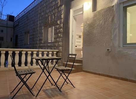 Amman, Apartments/Houses, JOD 12000/year,  Furnished,  2 BR,  Hertige Fully Furnished 2B Apart With Terrace In Jabal Webdeh 00962777688956