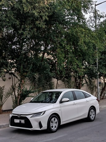 Zinj, Vehicles, Cars & Trucks , BHD 5500,  Toyota Yaris,  2023,  Automatic,  76000 KM,    UNDER WRRANTY AGENT MAINTAINED SINGLE OWNER CAR FOR SALE