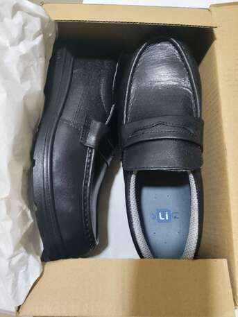 Jubail, Household Items, SAR 99,  SLIC Safety Shoes (unbox)