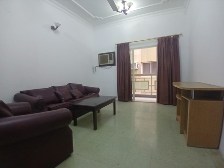 Mahooz, Apartments/Houses, BHD 200/year,  1 BR,  EXCELLENT 1BHK WITH BALCONY  READY TO MOVE  FURNISHED FLAT