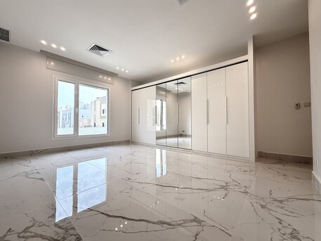 Kuwait City, Apartments/Houses, KWD 1250/month,  3 BR,  Fnaitees &ndash; Spacious Three Bedroom Floor W/private Terrace