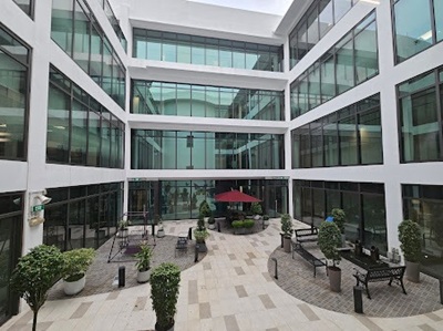 Singapore, Education, NUS-ISS