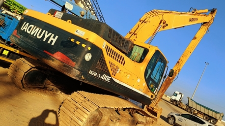 Al Olaya, Construction, Ateeq Al-luqmani Est. Heavy Equipment Rental Service