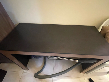 Riyadh, Furniture, SAR 50,  Desk. Office Chair.