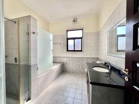 Saar, Apartments/Houses, BHD 1000/month,  Studio,  480 Sq. Meter,  Spacious 5-Bedroom Villa + Maid & Driver Rooms