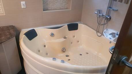 Bangkok, Real Estate For Sale, THB 7500000,  4 BR,  450 Sq. Meter,  Spectacular: Luxurious Mansion Sale Nong Pla Lai MAKE AN OFFER!