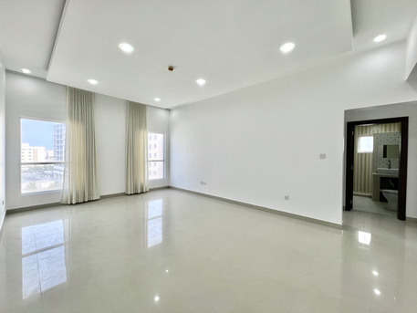 Janabiya, Apartments/Houses, BHD 330/month,  2 BR,  120 Sq. Meter,  Modern 2BR Apartment | Prime Janabiya | EWA Inclusive