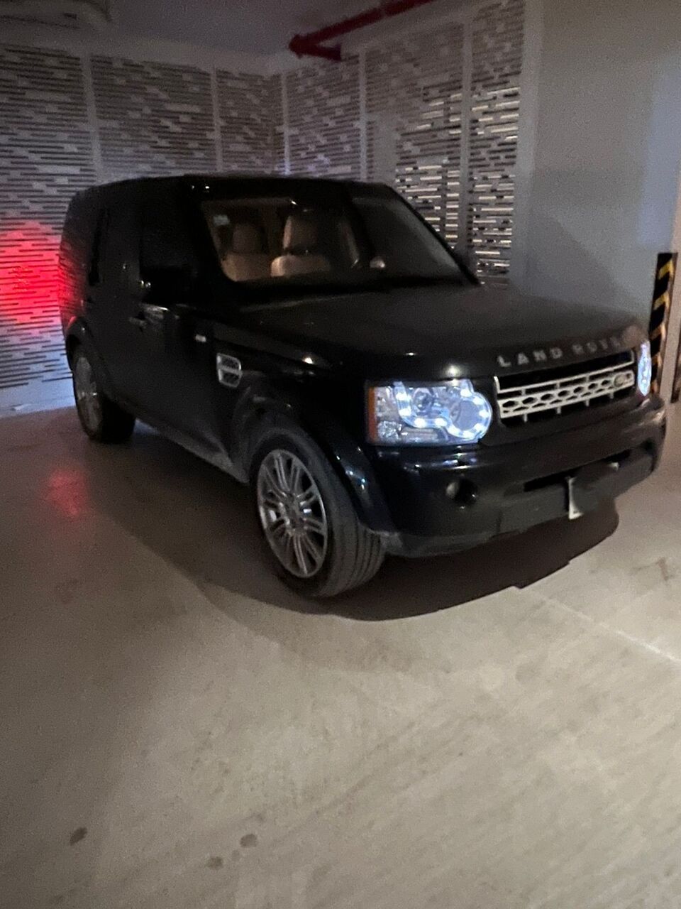 Dammam, Vehicles, Cars & Trucks , SAR 39000,  Land Rover LR4 - 2013 - Odo: 233k,  2013,  Automatic,  233000 KM,