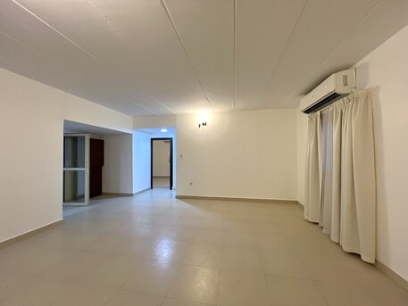 Hamala, Villas, BHD 550,  300 Sq. Meter,  Spacious 3BR Villa | Garden | EWA Incl | Hamala