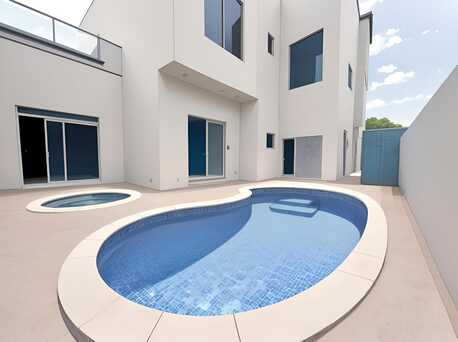 Saar, Villas, BHD 1100,  450 Sq. Meter,  Elegant 5-Bedroom Stand-Alone Villa With Private Pool In Saar